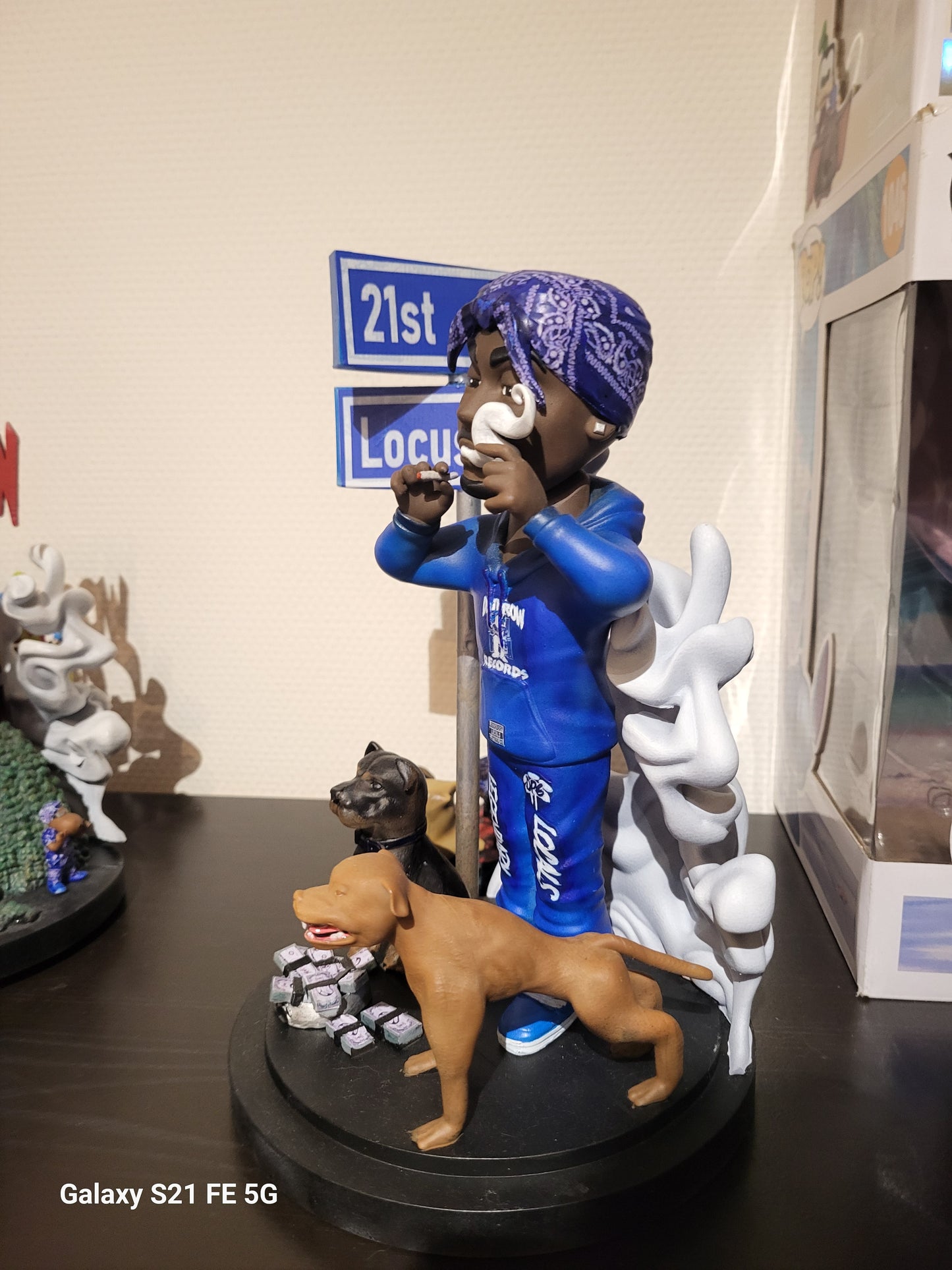 Statue daz dillinger