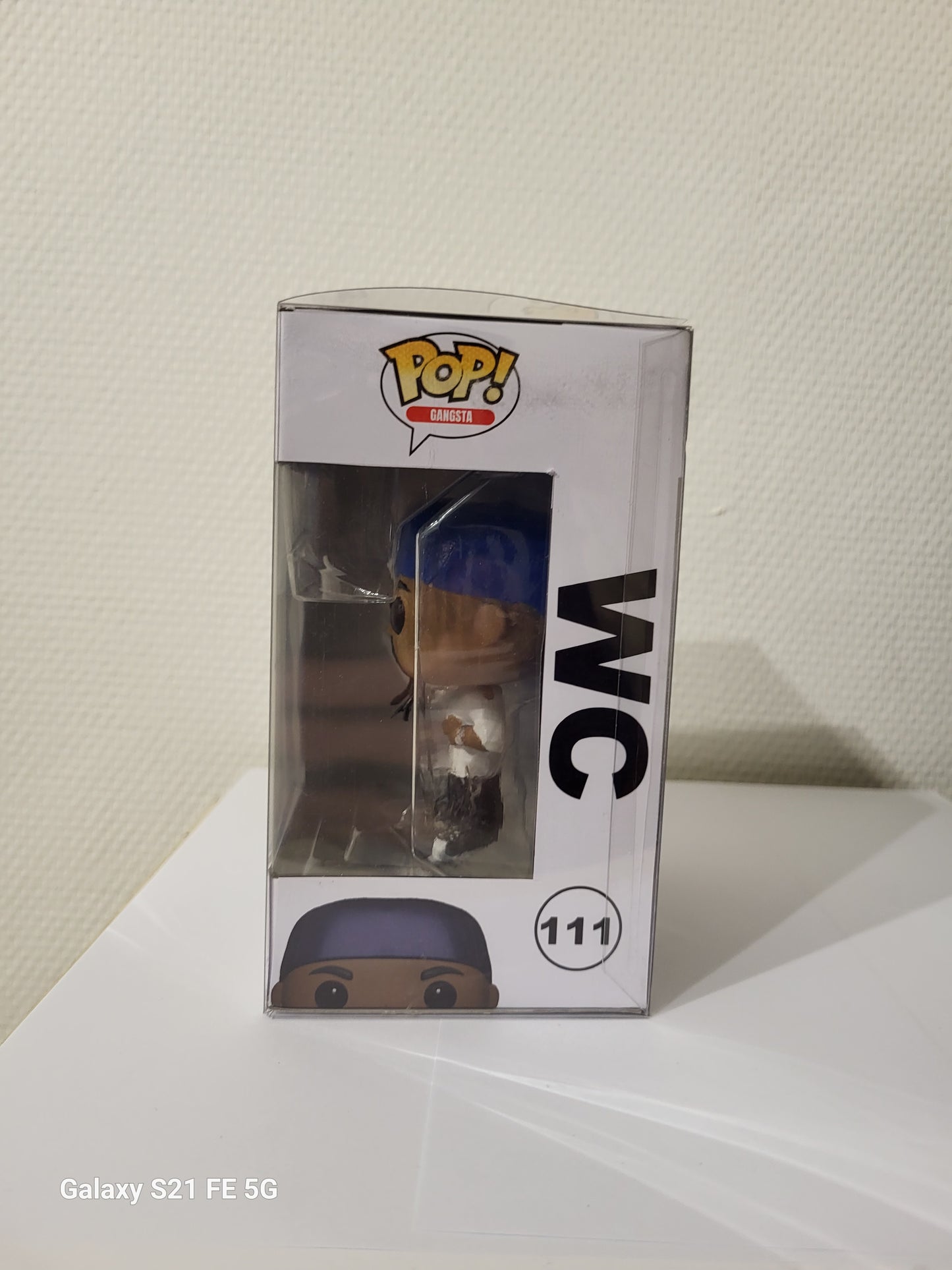 Pop  WC dub c