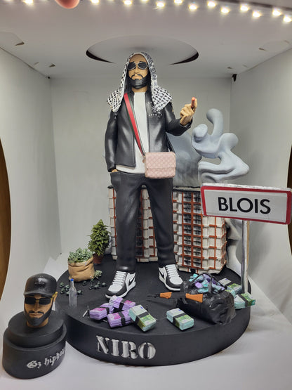 Statue niro