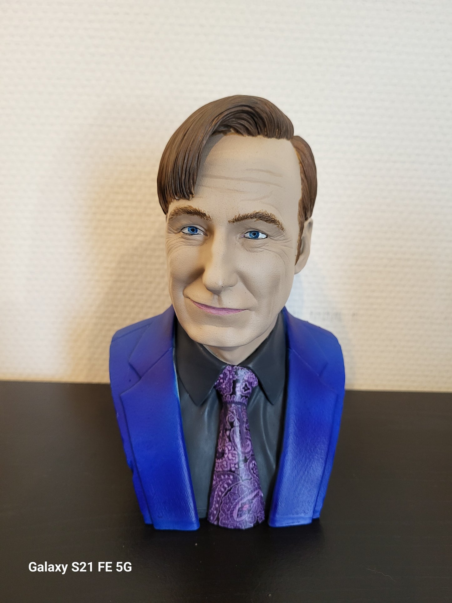 Buste saul goodman