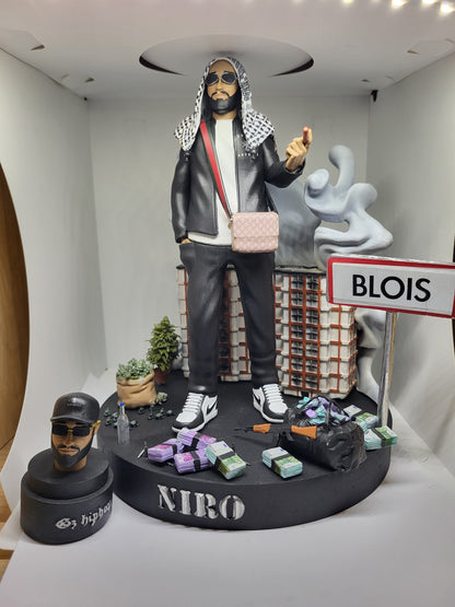 Statue niro